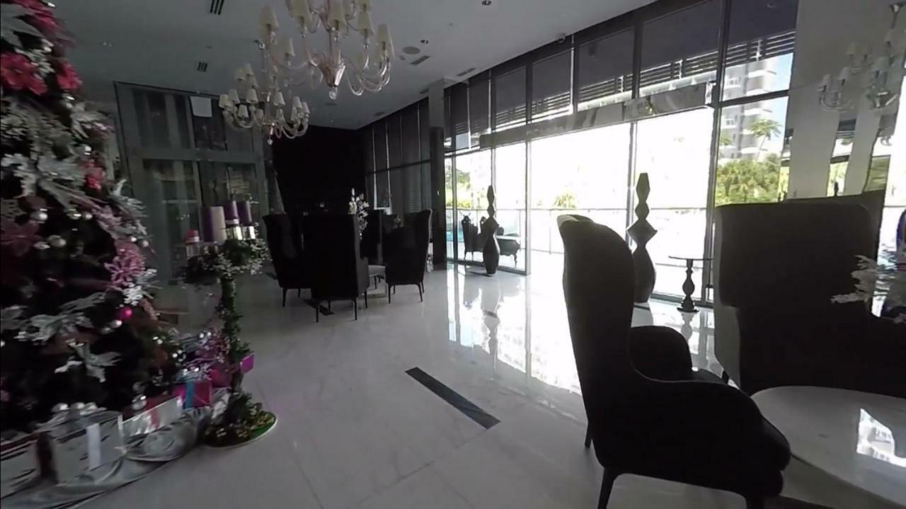 Azure Condo Resort Paranaque Bldg Maldives 마닐라 외부 사진